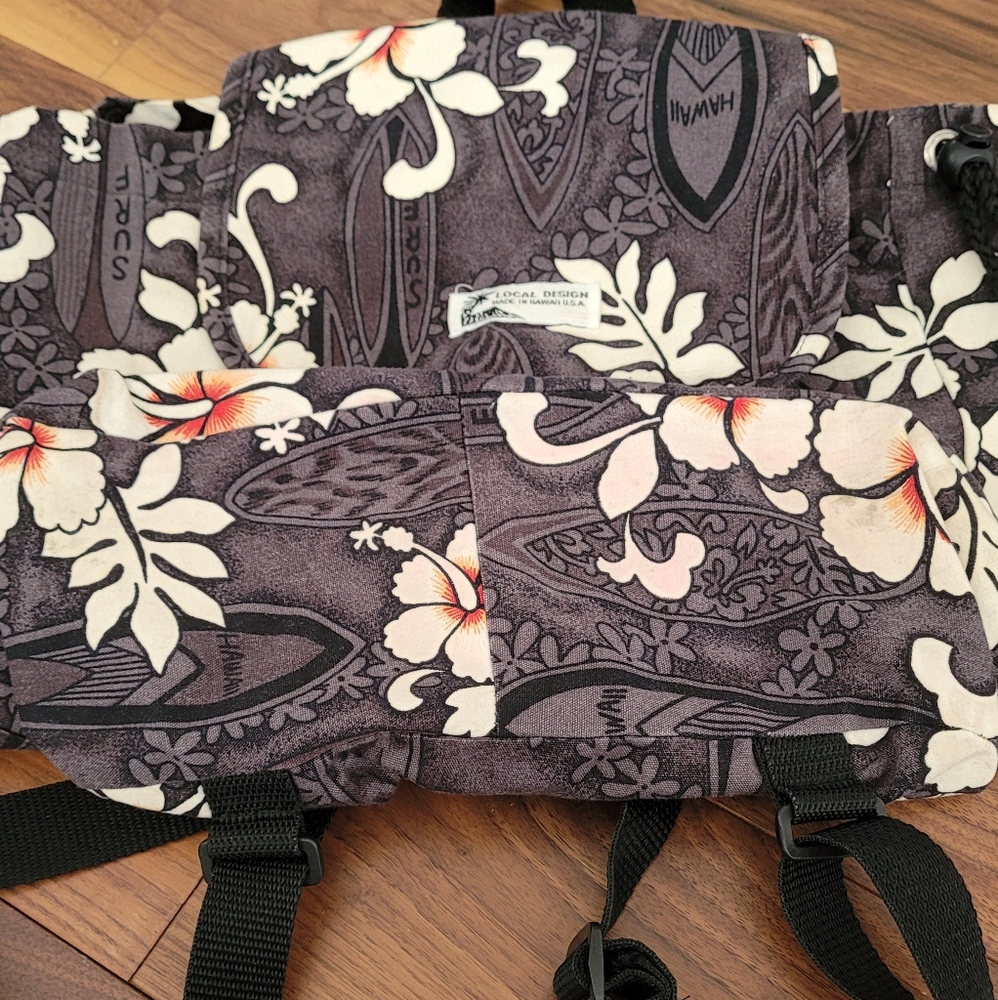 Local Design Backpack - Picture 3 of 4